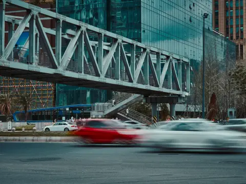 Marques françaises : défis de la concurrence