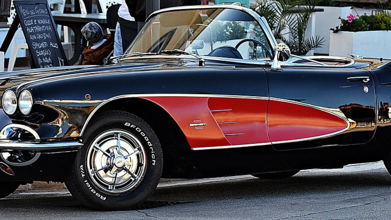 Passion automobile : expositions et salons